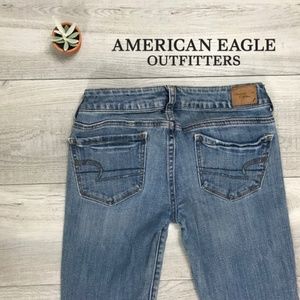 $1!!! American Eagle | Skinny Kick Jeans | Size 4